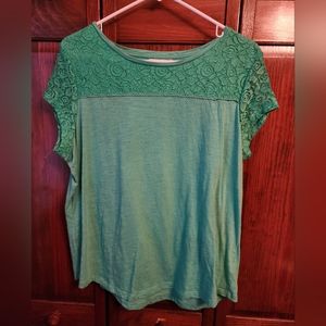 Green lace top